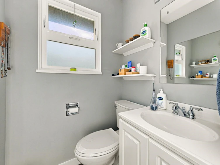 950 Tollcross Road, North Vancouver, BC, V7H 2G2 - 12