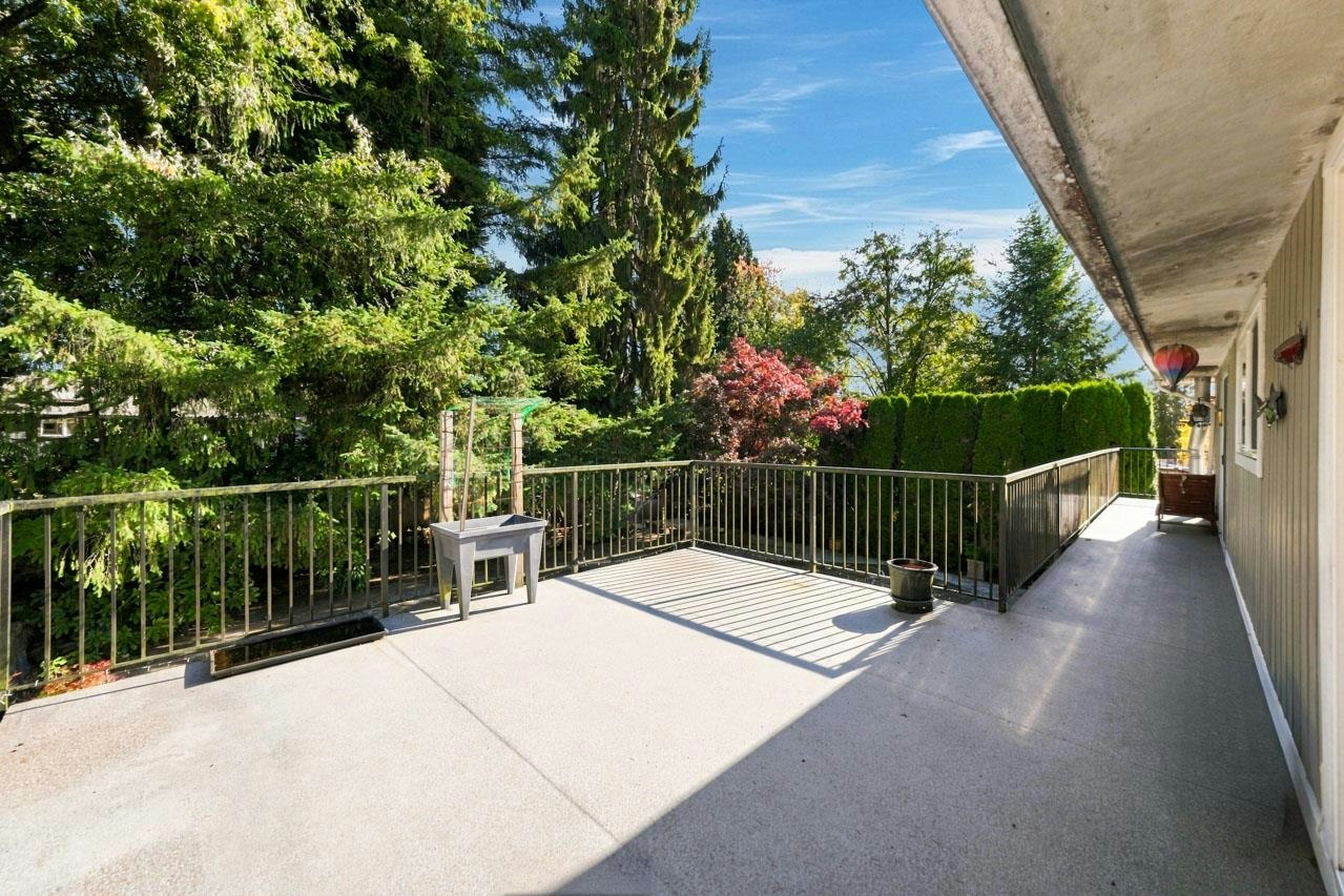 950 Tollcross Road, North Vancouver, BC, V7H 2G2 - 18