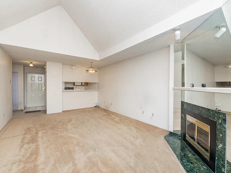 302-8700 Westminster Highway, Richmond, BC, V6X 1A8 - 8