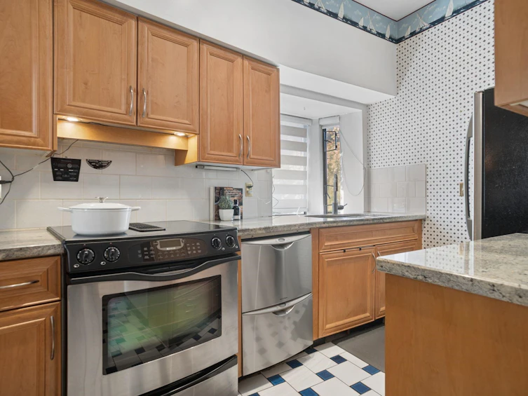 2-1115 W 10th Avenue, Vancouver, BC, V6H 1J2 - 10