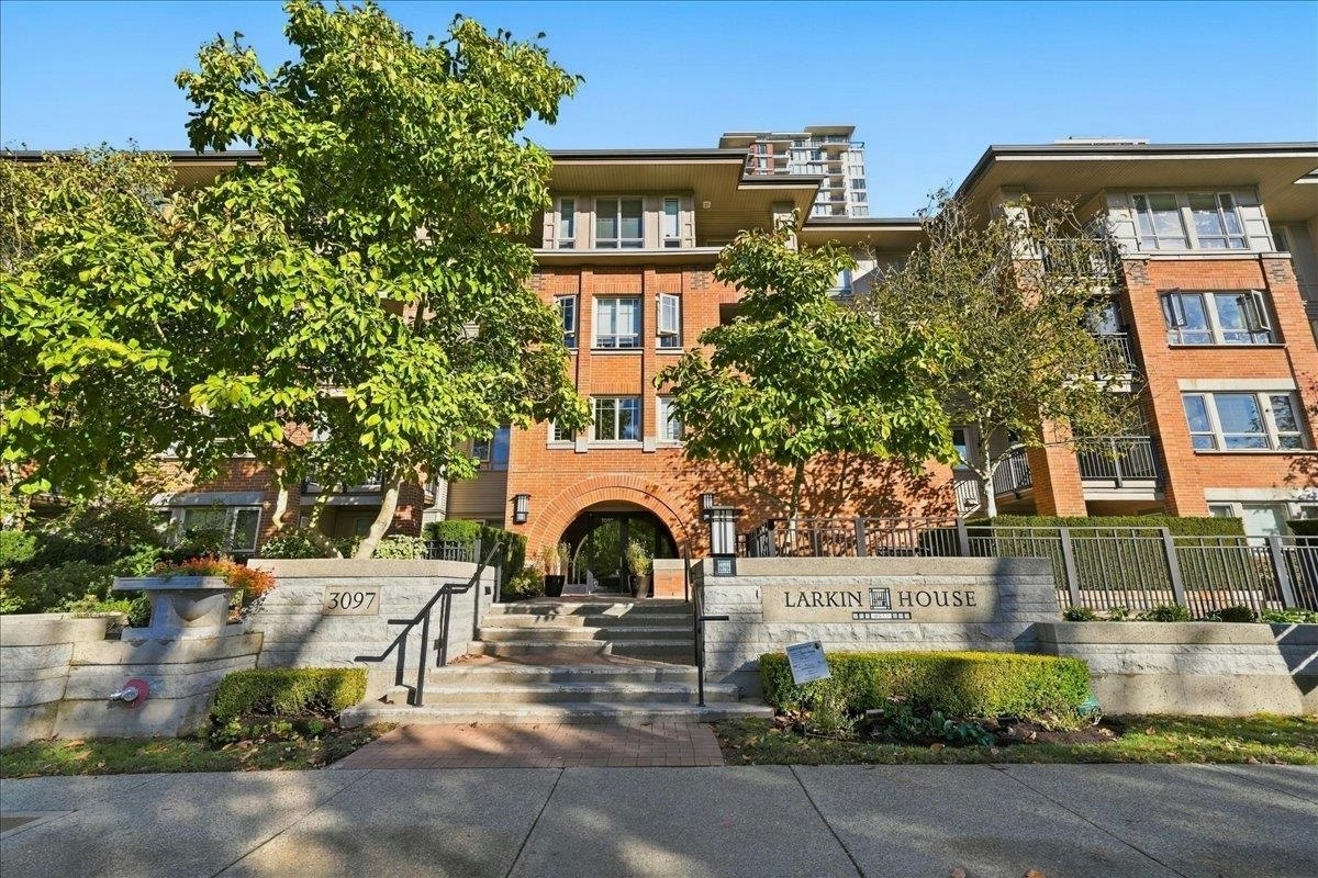 301-3097 Lincoln Avenue, Coquitlam, BC, V3B 0E3