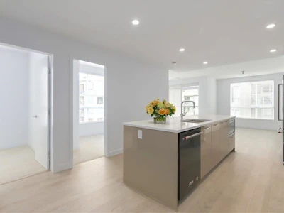 311-3581 Ross Drive - 3