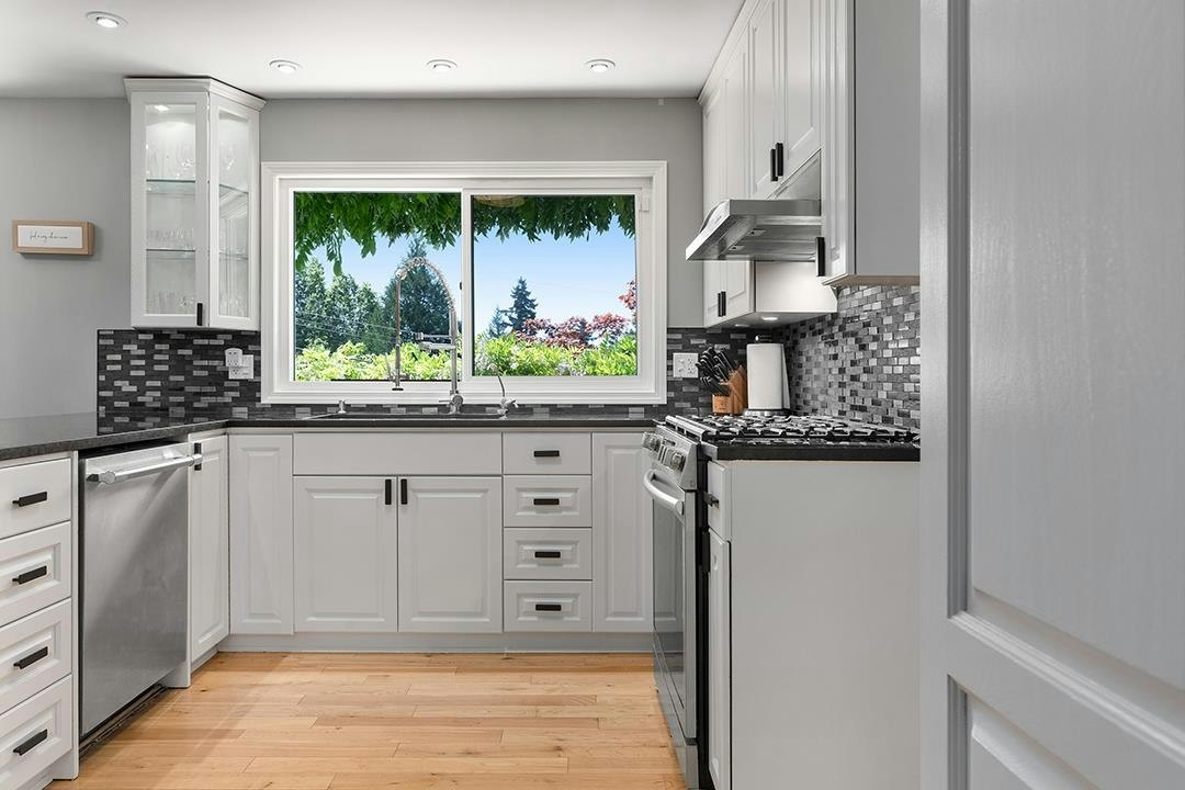 10641 Westside Drive, Delta, BC, V4C 1R5 - 6