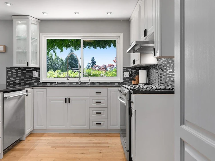 10641 Westside Drive, Delta, BC, V4C 1R5 - 6