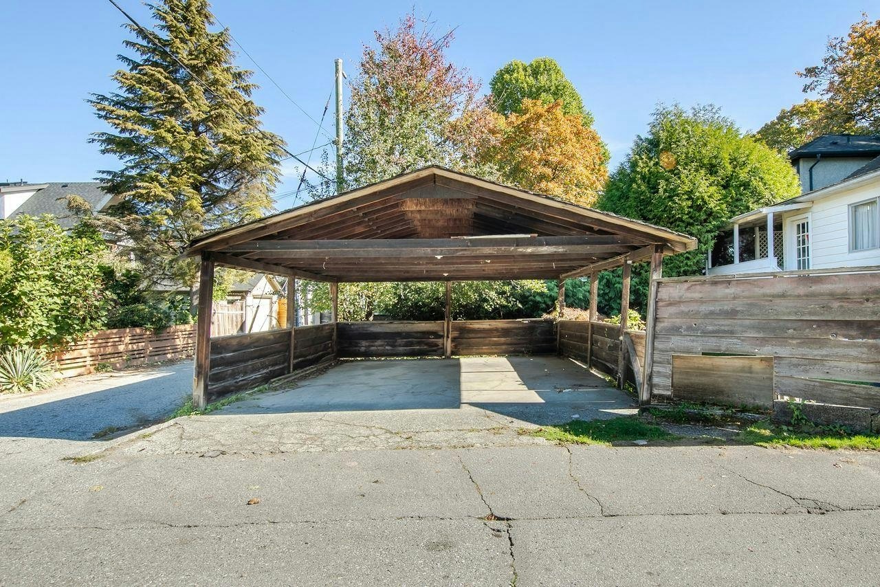 481 W 21st Avenue, Vancouver, BC, V5Y 2E6 - 4