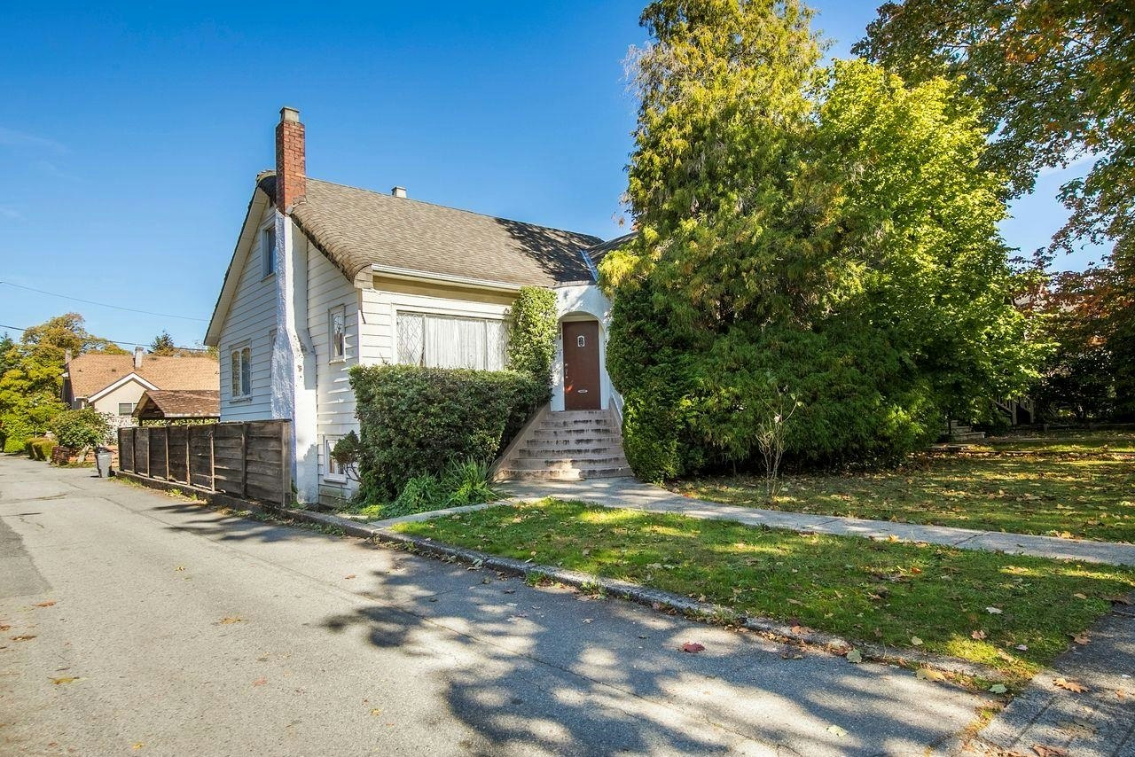 481 W 21st Avenue, Vancouver, BC, V5Y 2E6