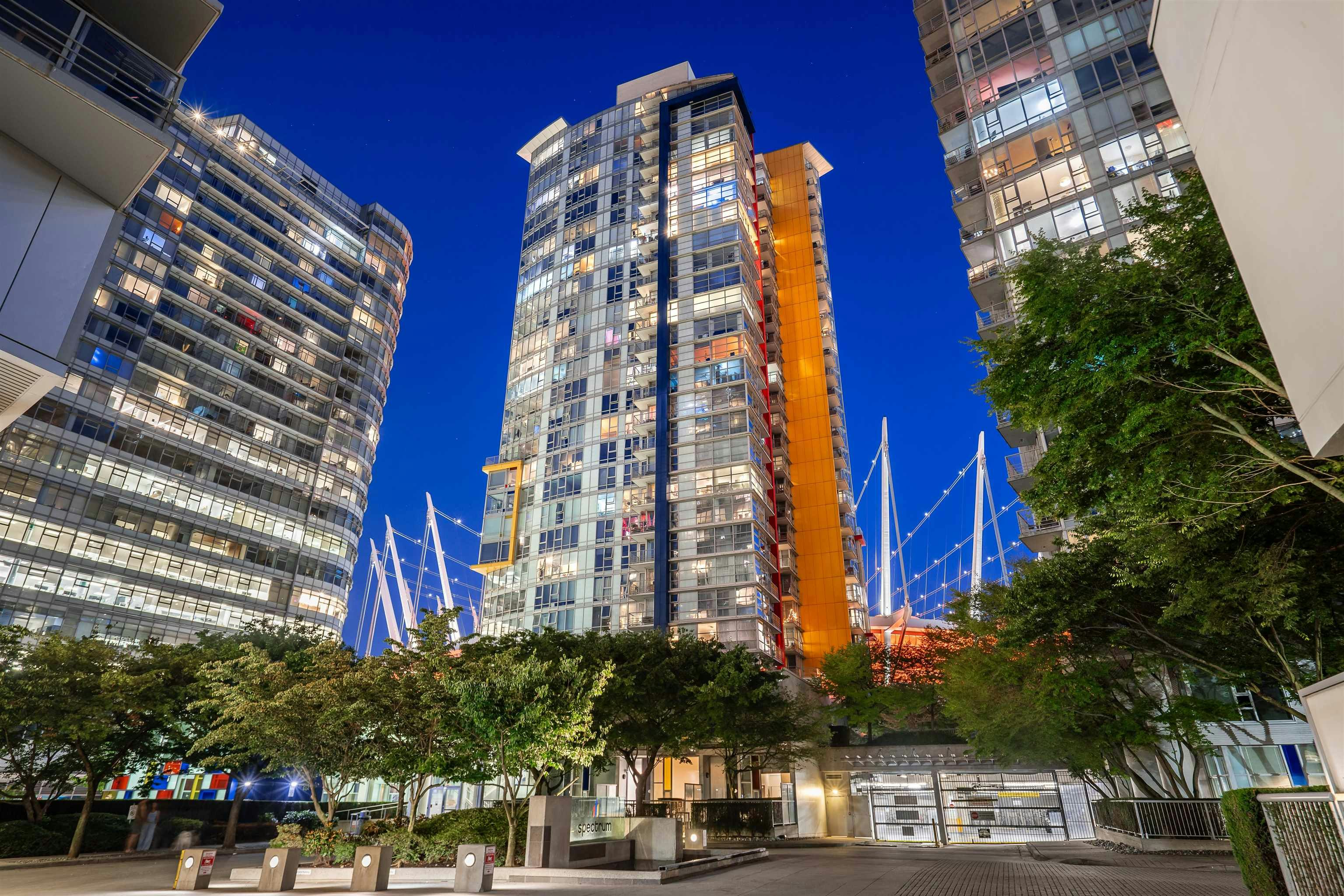 1208-111 W Georgia Street, Vancouver, BC, V6B 1T8 - 3