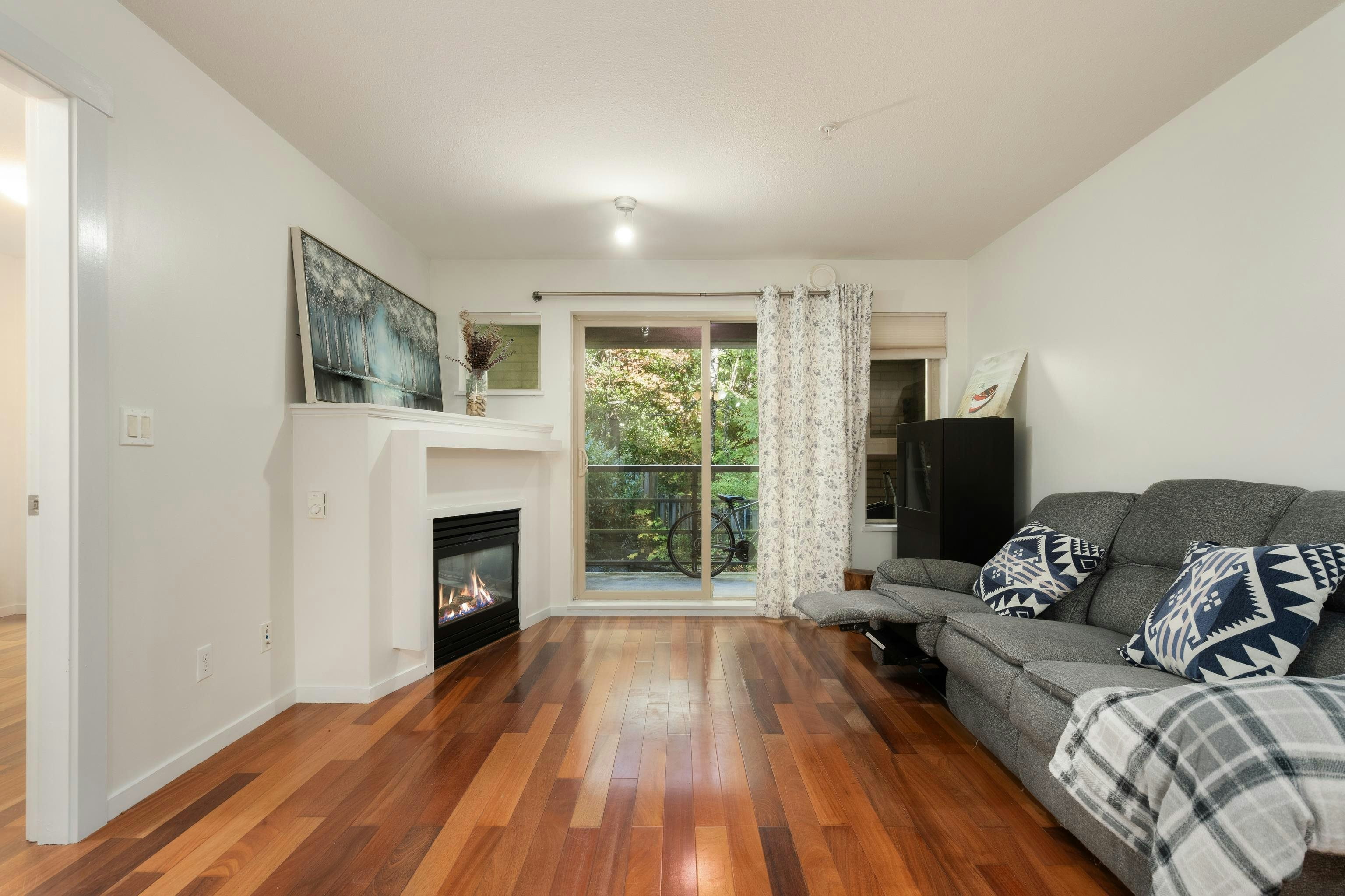 414-9319 University Crescent, Burnaby, BC, V5A 4Y5 - 8