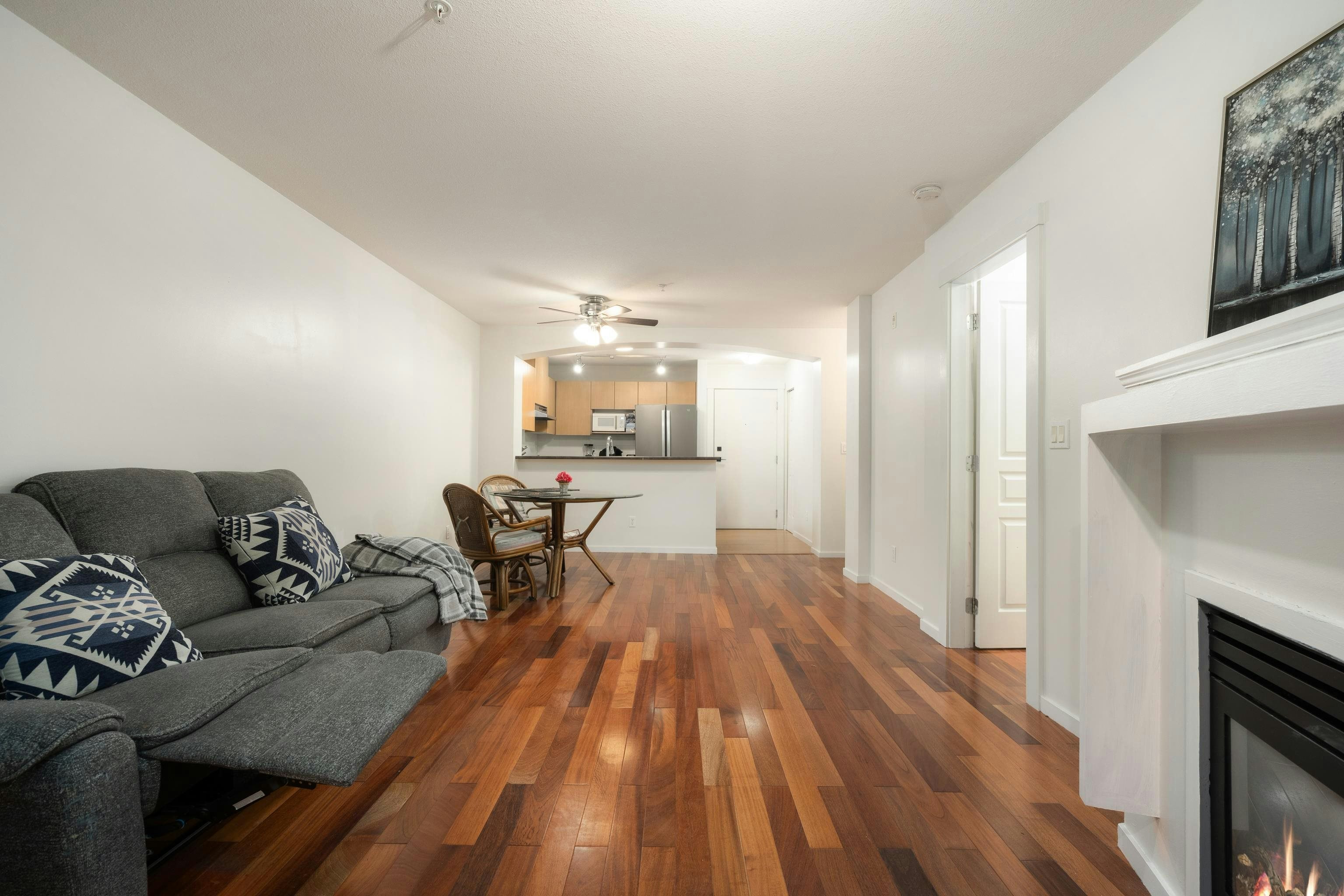 414-9319 University Crescent, Burnaby, BC, V5A 4Y5 - 9