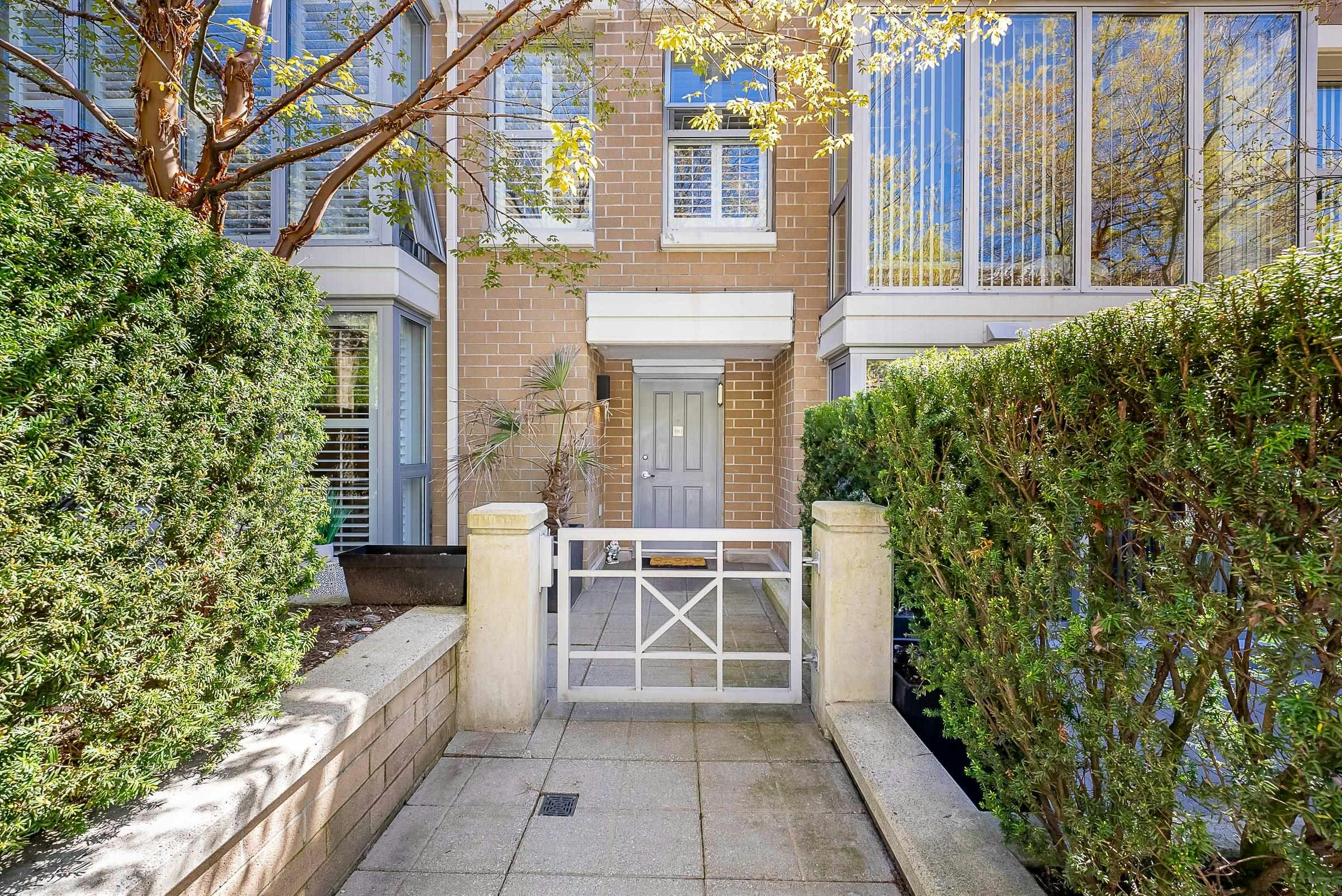 3-290 Newport Drive, Port Moody, BC, V3H 5N2