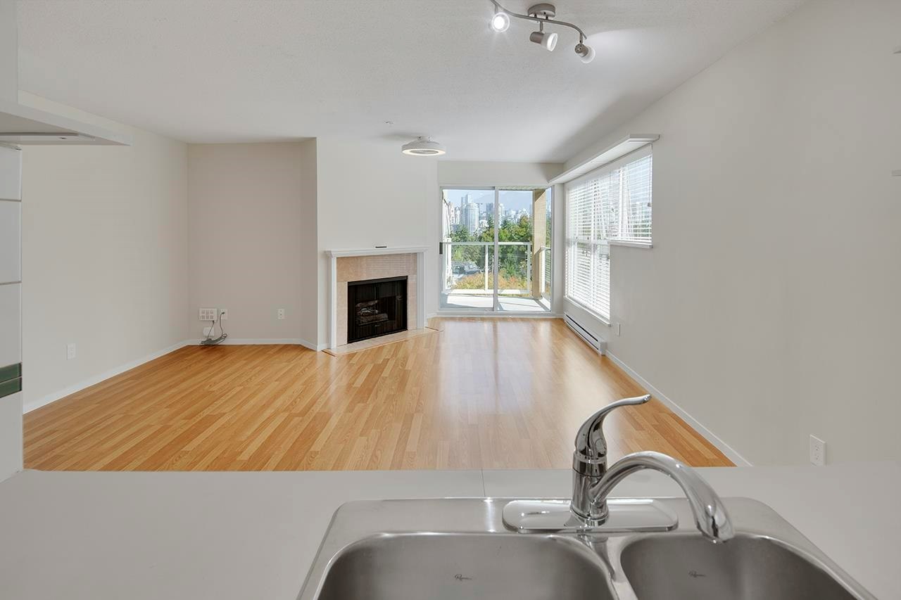 204-943 W 8th Avenue, Vancouver, BC, V5Z 1E4 - 15
