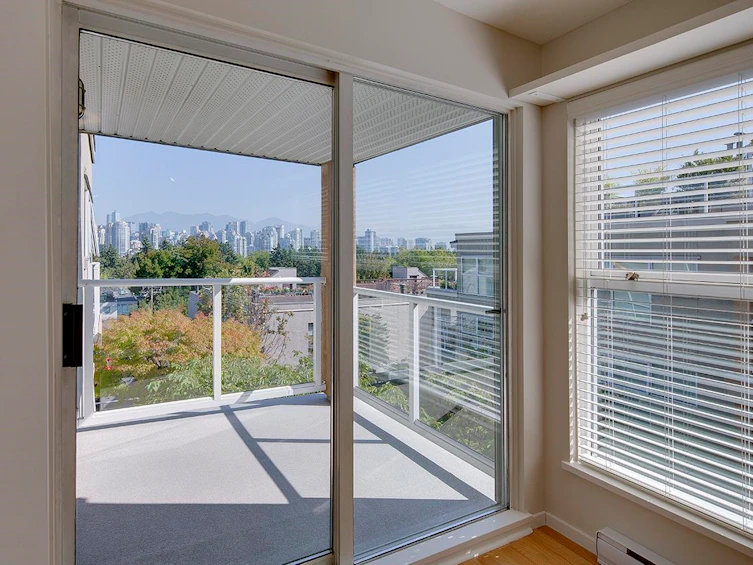 204-943 W 8th Avenue, Vancouver, BC, V5Z 1E4 - 4