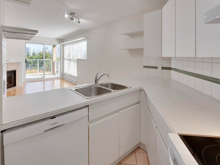 204-943 W 8th Avenue, Vancouver, BC, V5Z 1E4 - 14