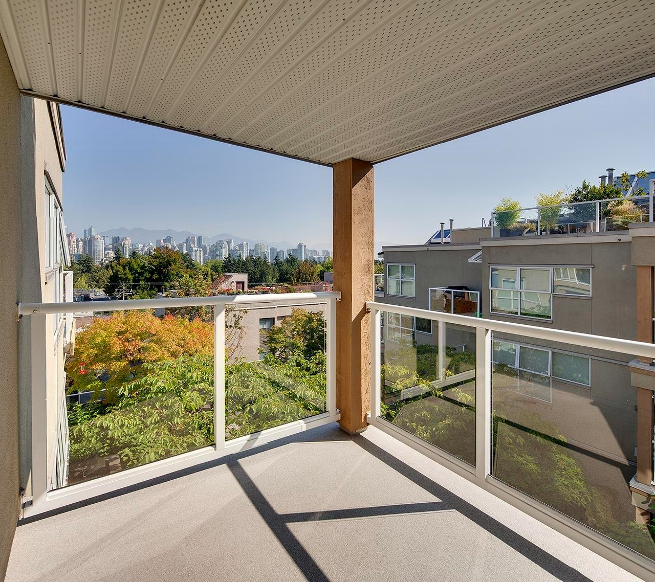 204-943 W 8th Avenue, Vancouver, BC, V5Z 1E4 - 3