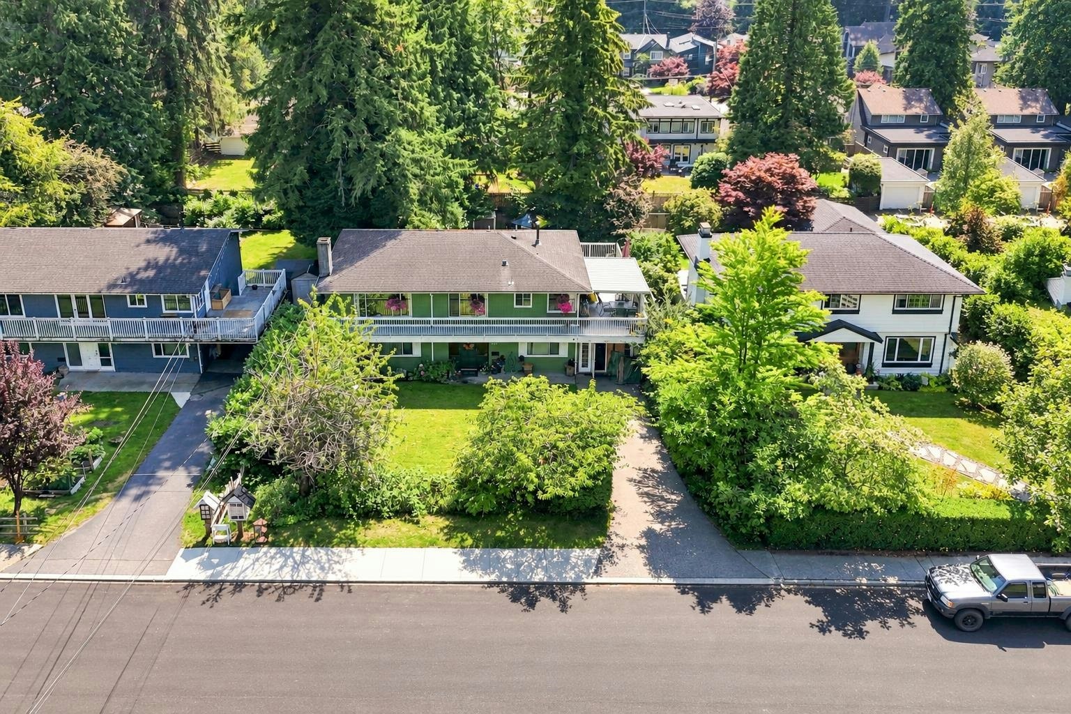 1033 Clements Avenue, North Vancouver, BC, V7R 2L3