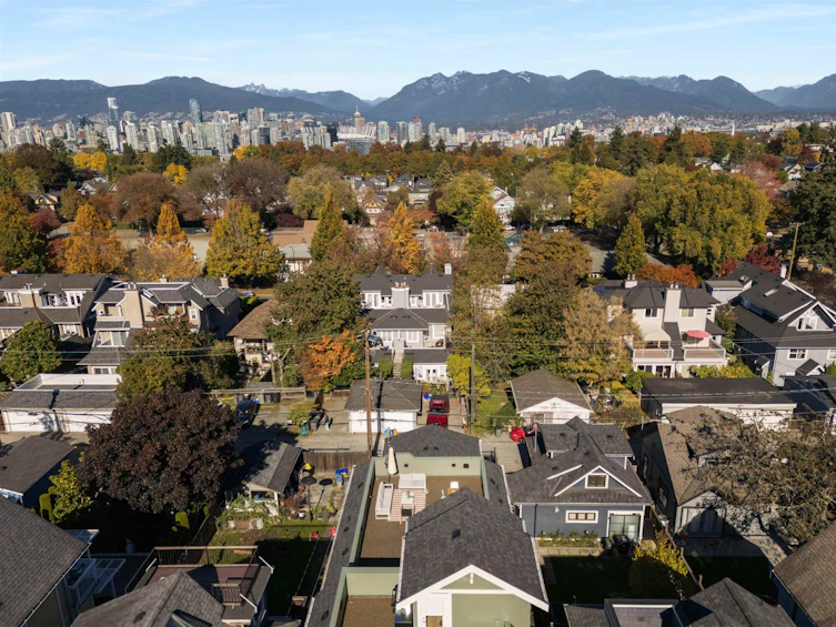 2-127 W 17th Avenue, Vancouver, BC, V5Y 1Z7 - 33