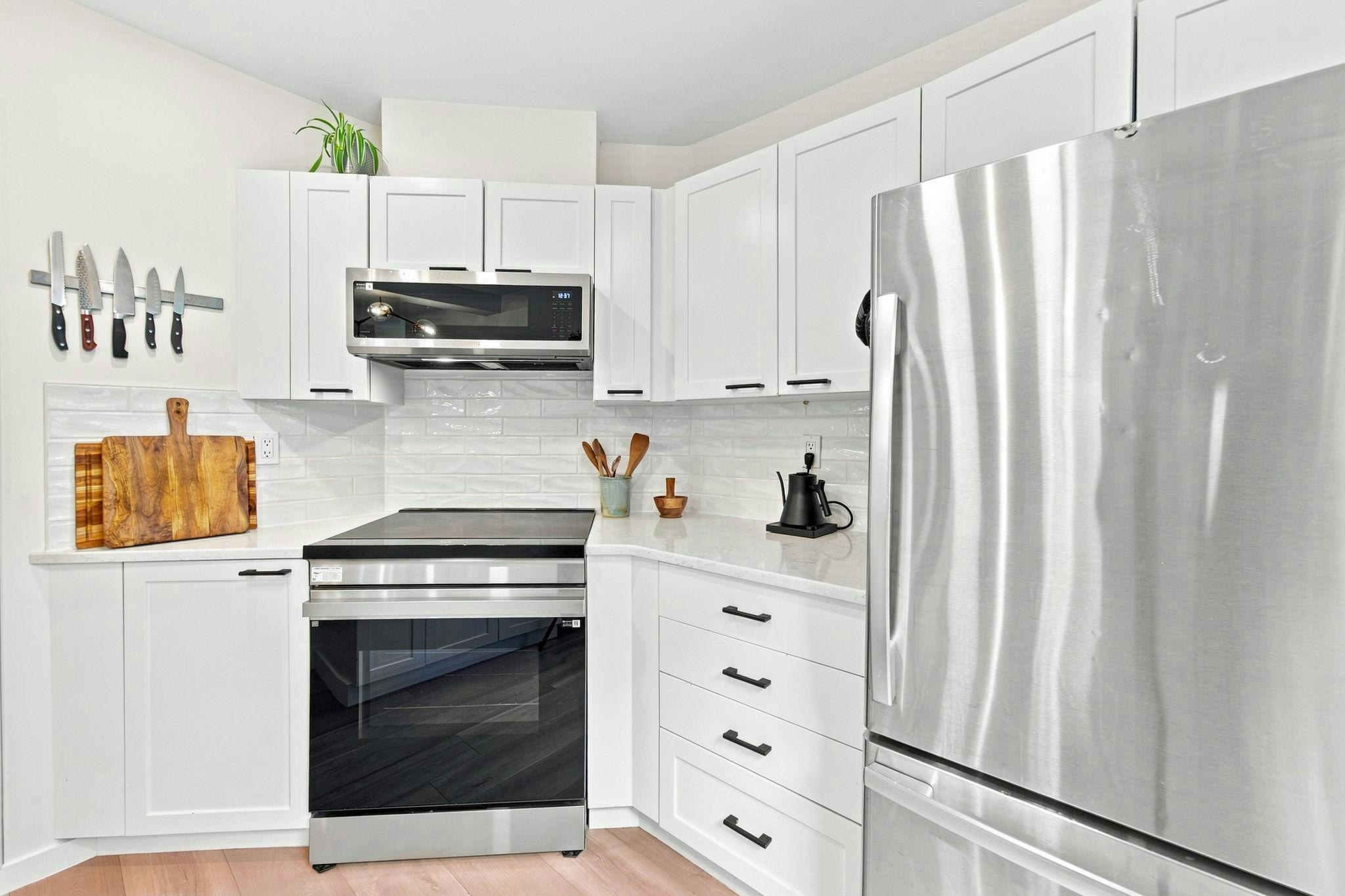 101-657 W 7th Avenue, Vancouver, BC, V5Z 1B6 - 10