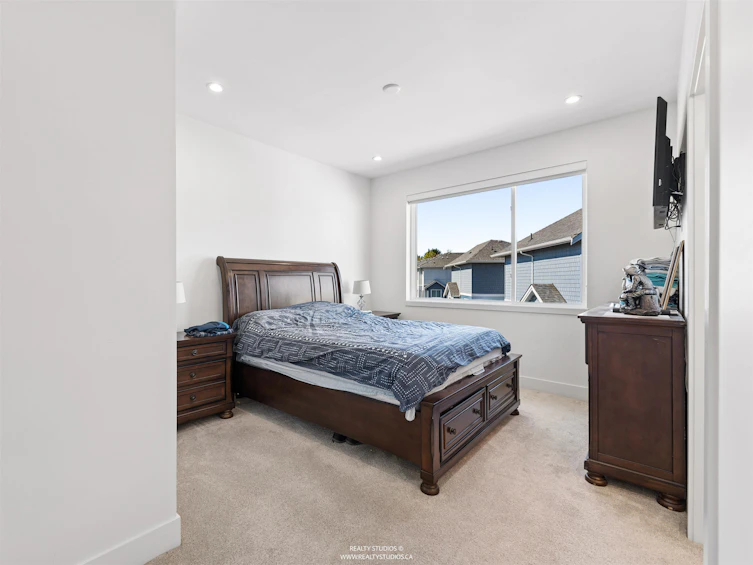 8-19330 Fairway Drive, Surrey, BC, V3S 0B7 - 13