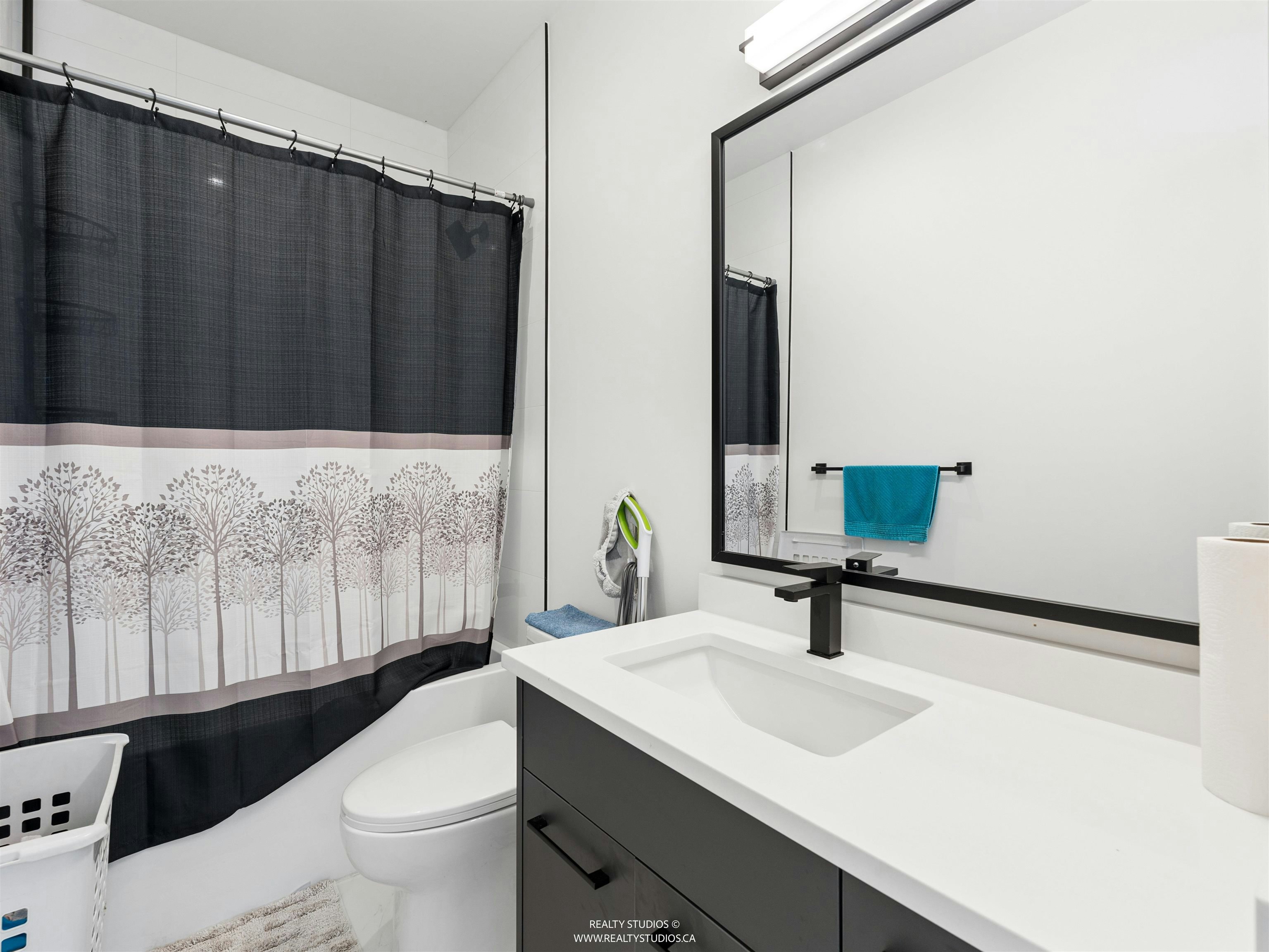 8-19330 Fairway Drive, Surrey, BC, V3S 0B7 - 23