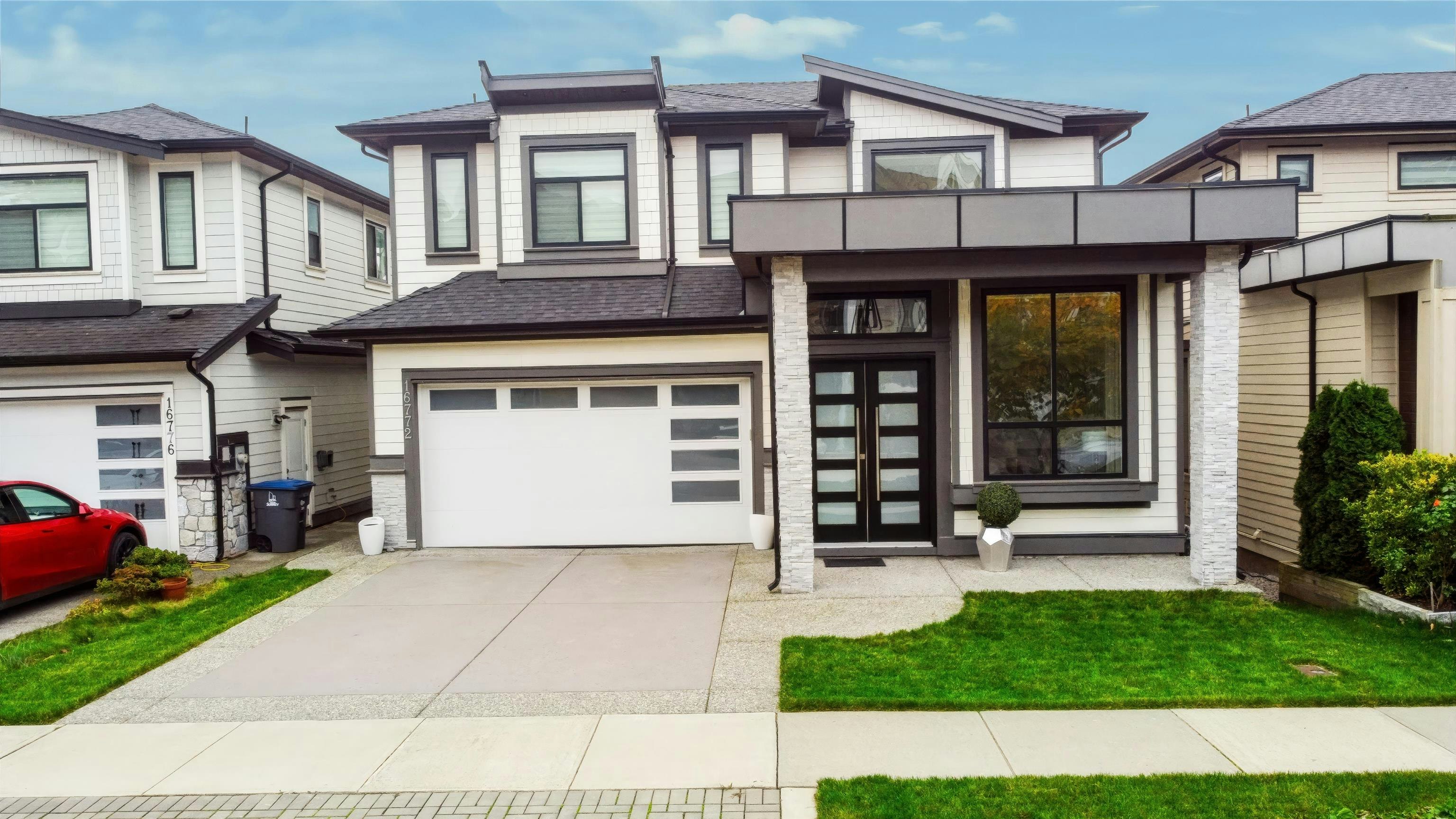 16772 16a Avenue, Surrey, BC, V3Z 0T3