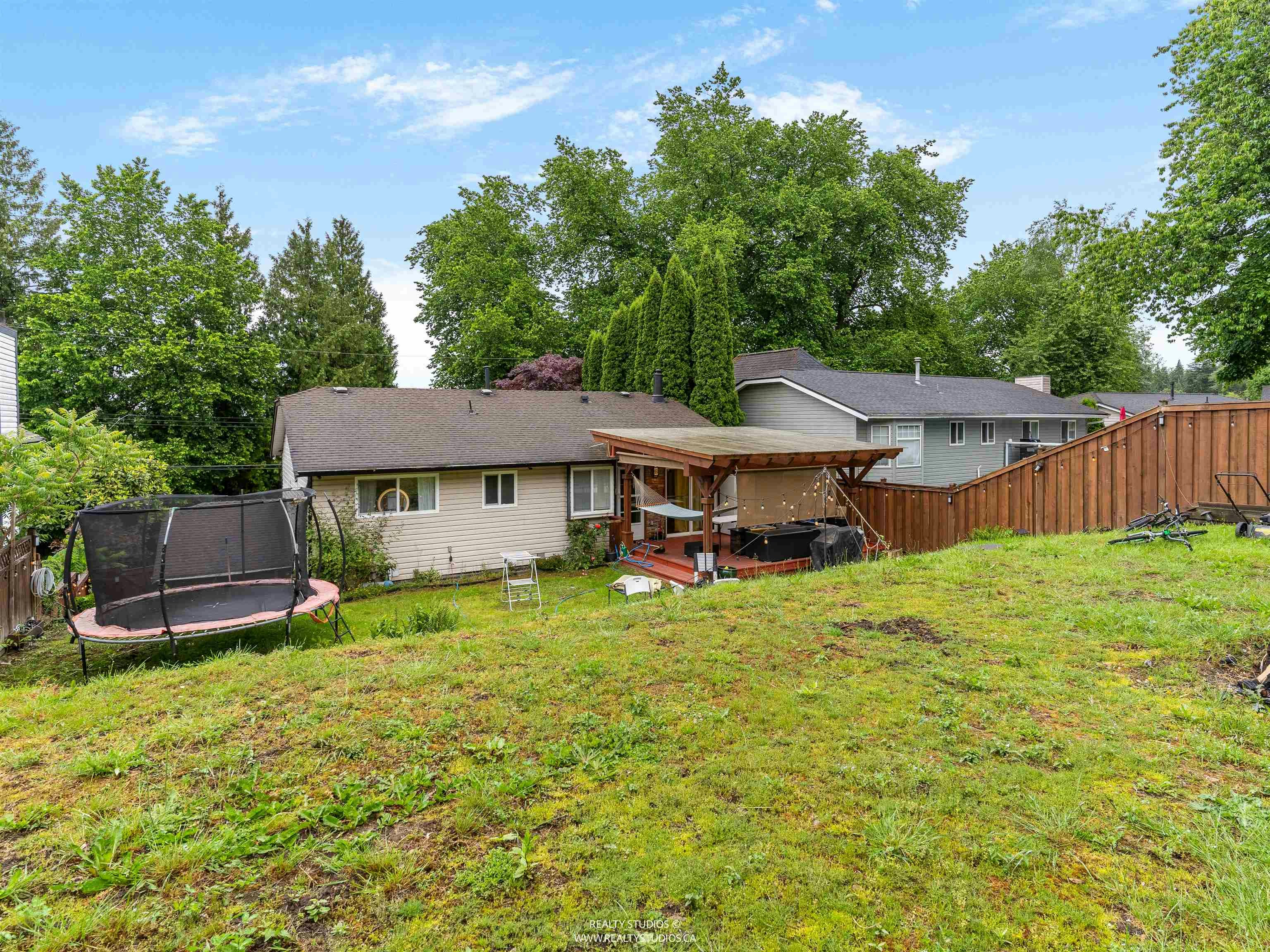 14686 St. Andrews Drive, Surrey, BC, V3R 5V4 - 33