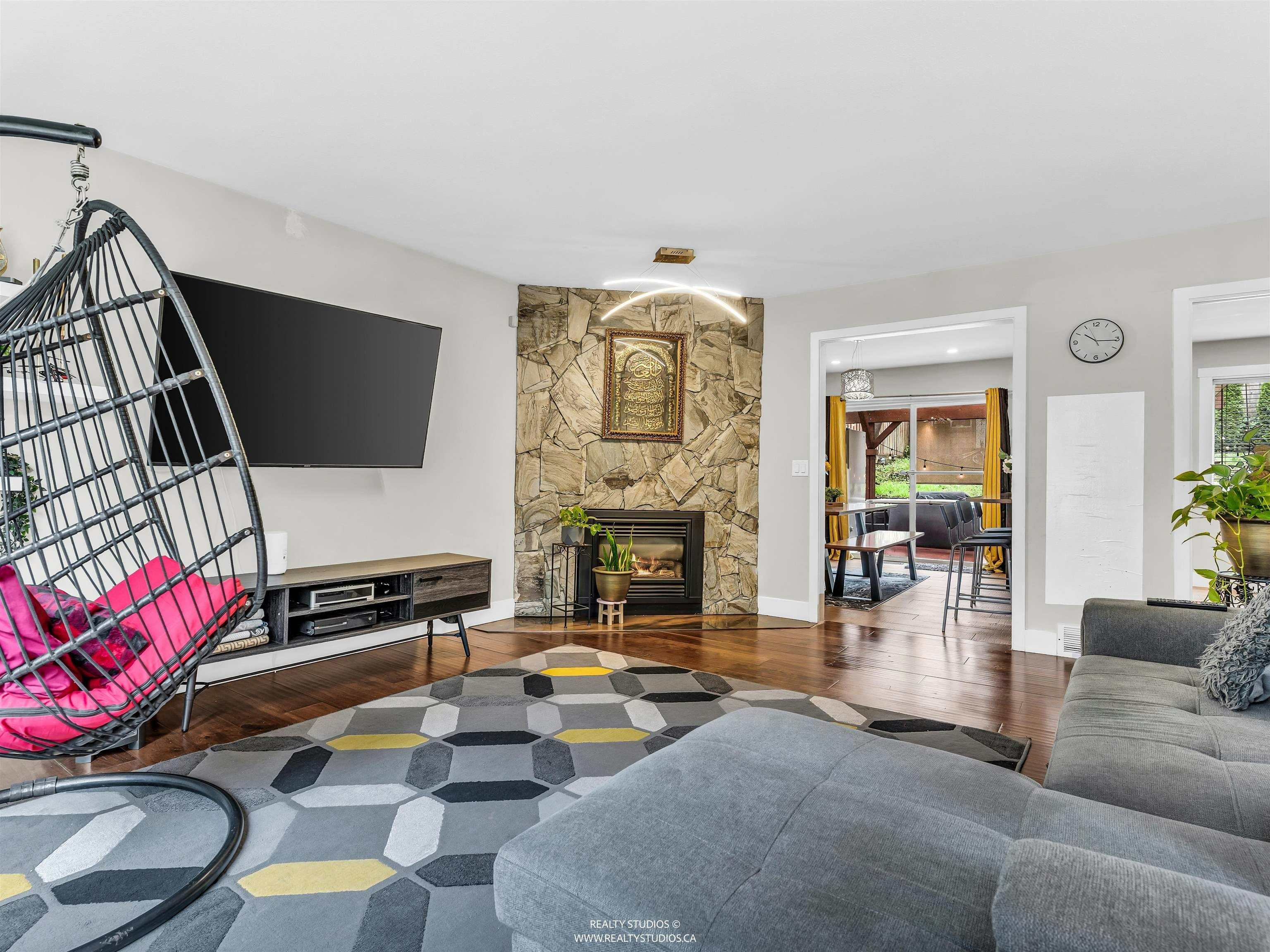 14686 St. Andrews Drive, Surrey, BC, V3R 5V4 - 5
