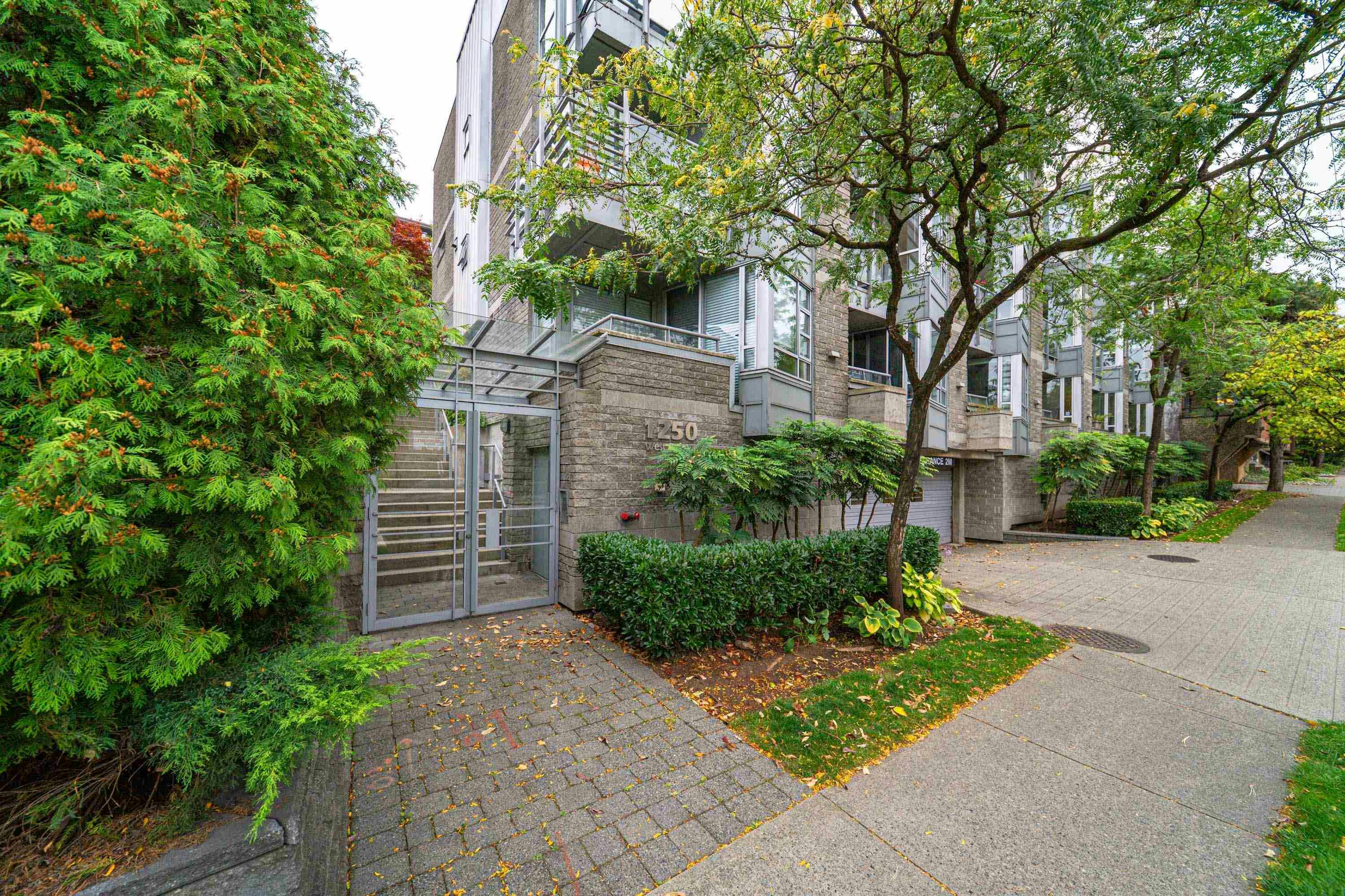 9-1250 W 6th Avenue, Vancouver, BC, V6H 1A5 - 33