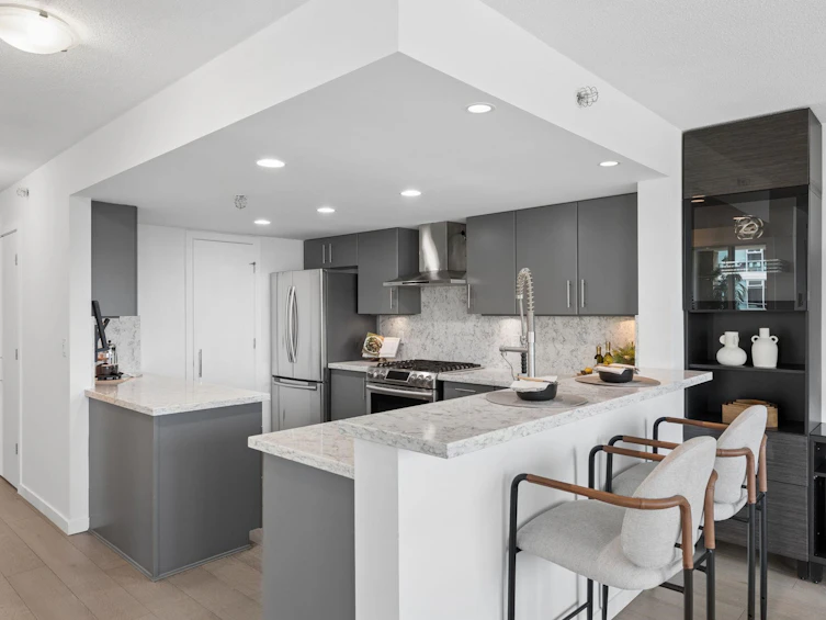 506-120 Milross Avenue, Vancouver, BC, V6A 4K7 - 3