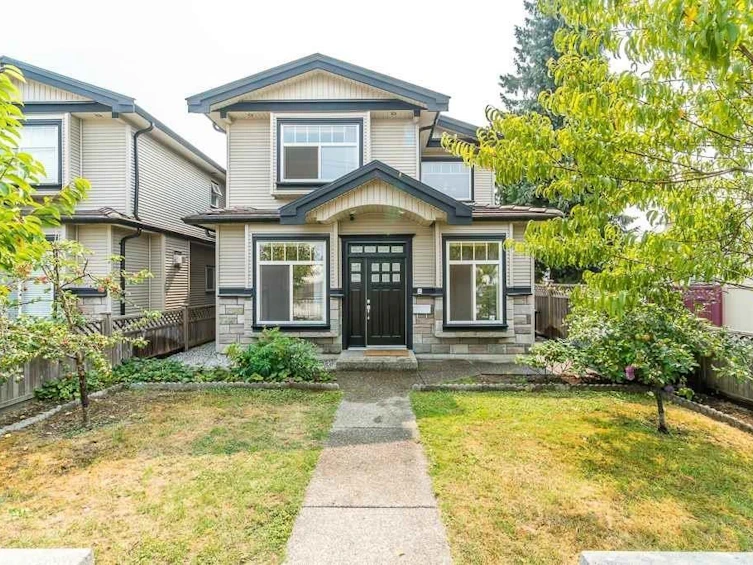 7734 16th Avenue, Burnaby, BC, V3N 1P9