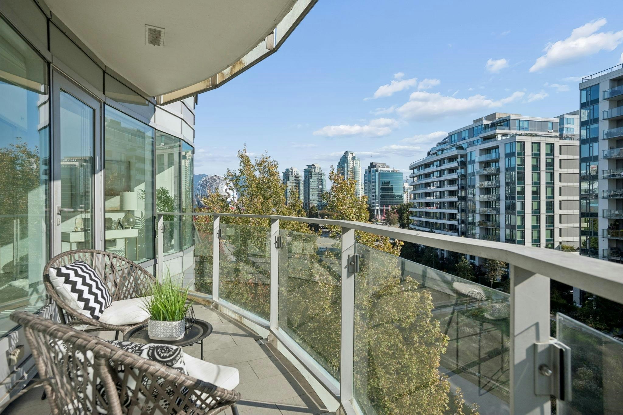 606-1661 Ontario Street, Vancouver, BC, V5Y 0C3 - 8