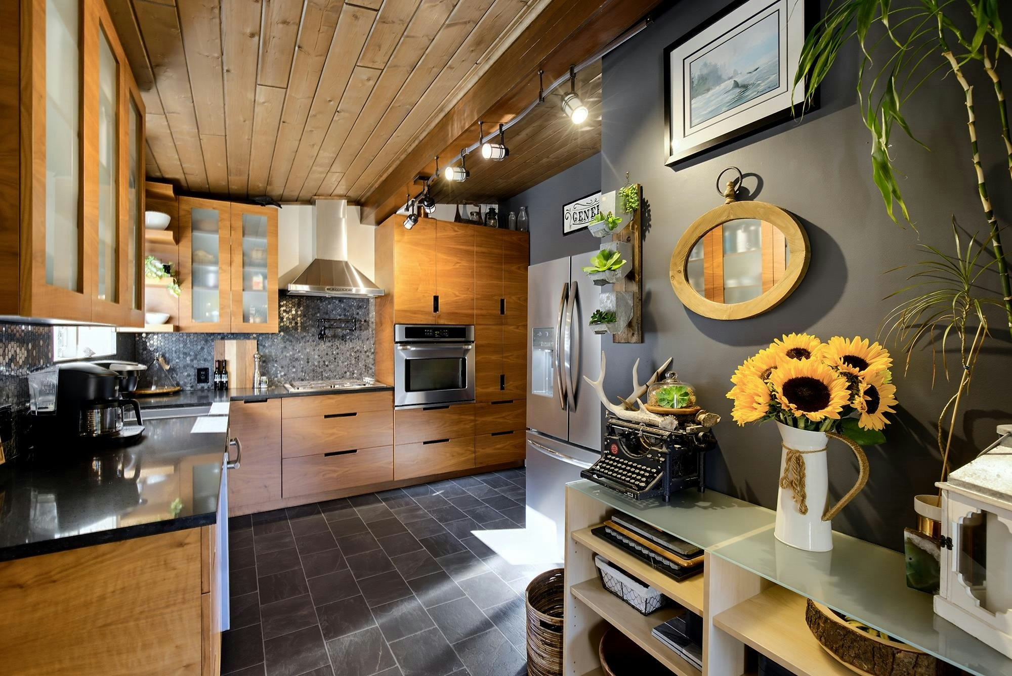 34361 Dewdney Trunk Road - 2