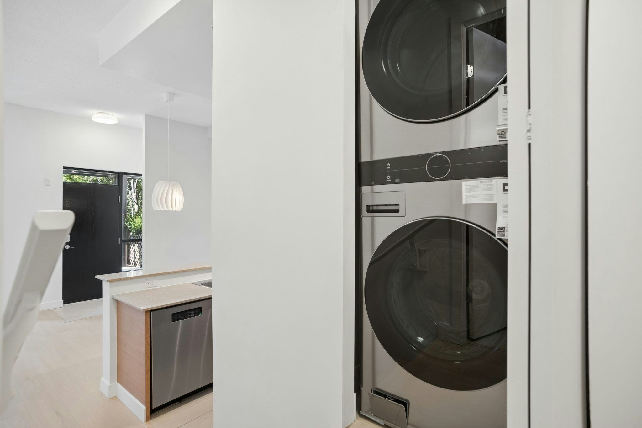 TH938 Homer Street, Vancouver, BC, V6B 1T7 - 6