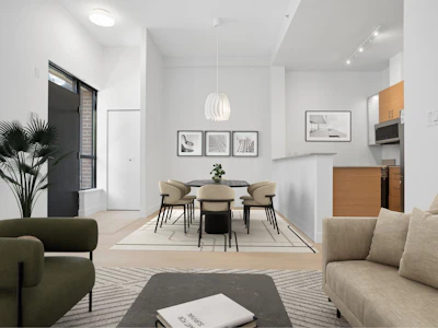 TH938 Homer Street - 2