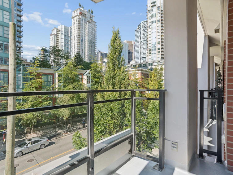 TH938 Homer Street, Vancouver, BC, V6B 1T7 - 15