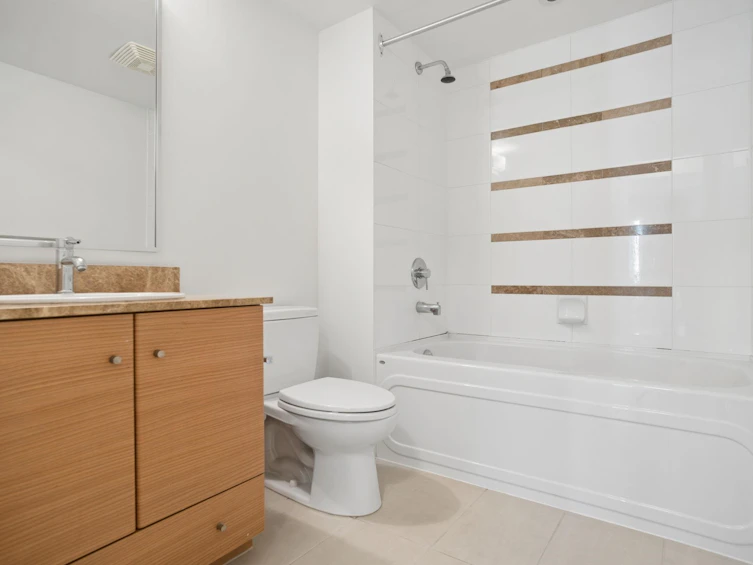 TH938 Homer Street, Vancouver, BC, V6B 1T7 - 10