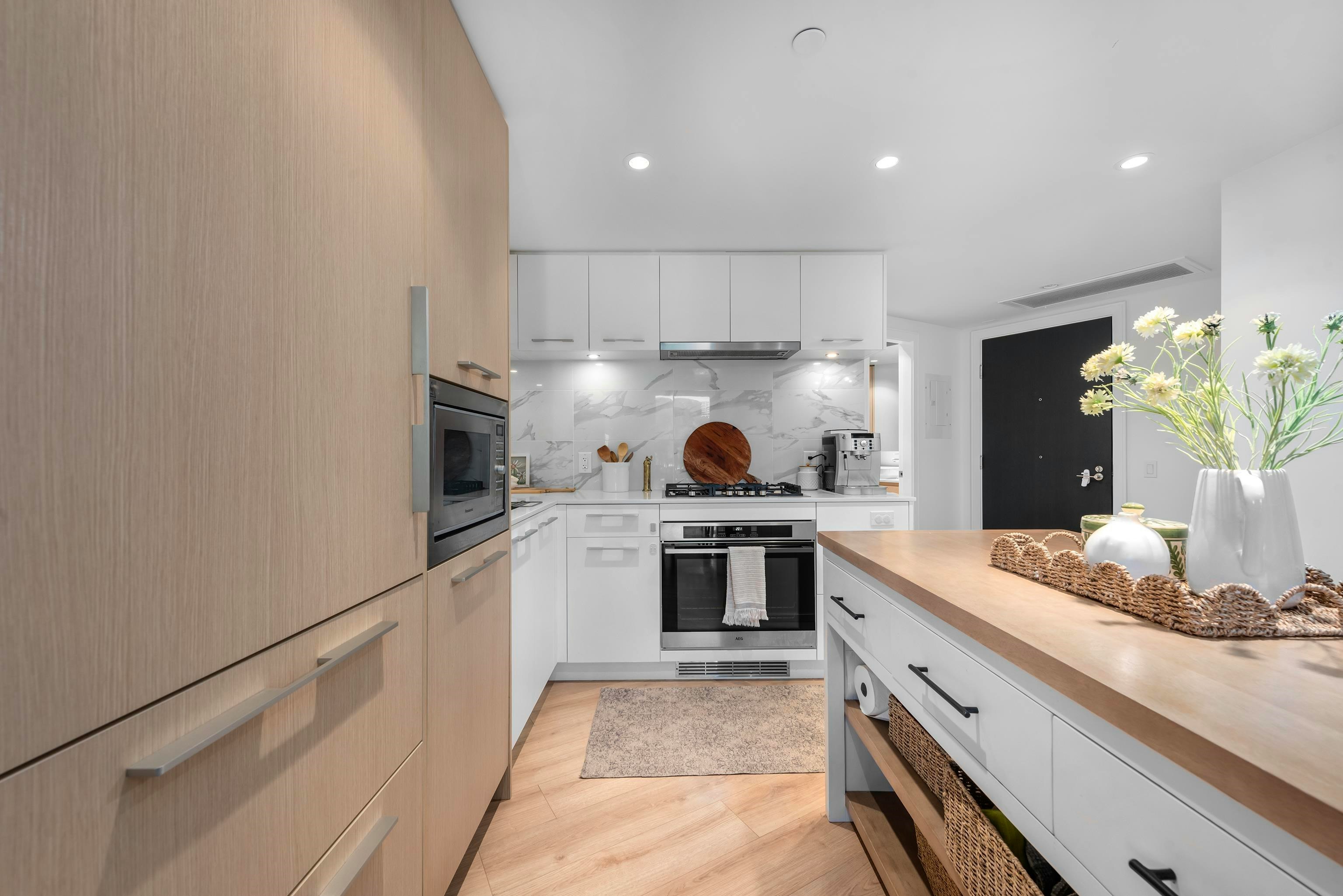 603-1500 Fern Street, North Vancouver, BC, V7J 0E6 - 5
