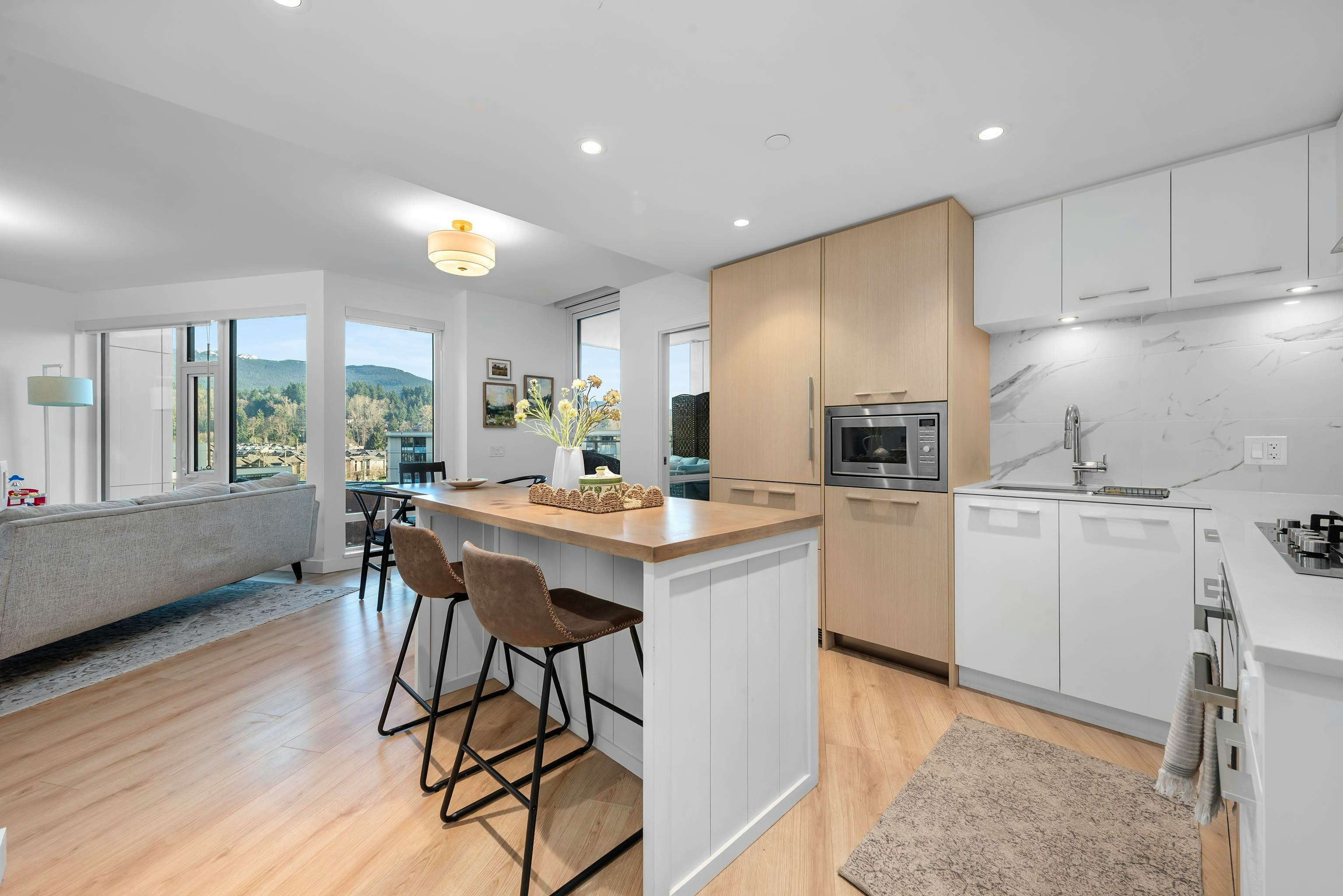603-1500 Fern Street, North Vancouver, BC, V7J 0E6 - 6