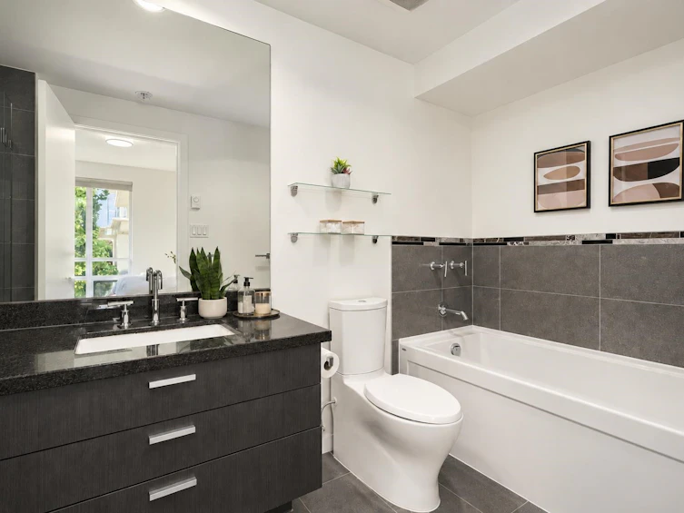 103-2232 Douglas Road, Burnaby, BC, V5C 0G9 - 9