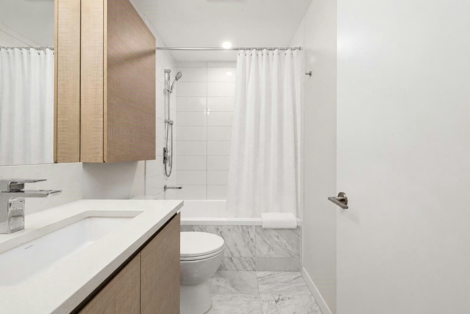1301-2186 Gilmore Avenue, Burnaby, BC, V5C 0N7 - 23