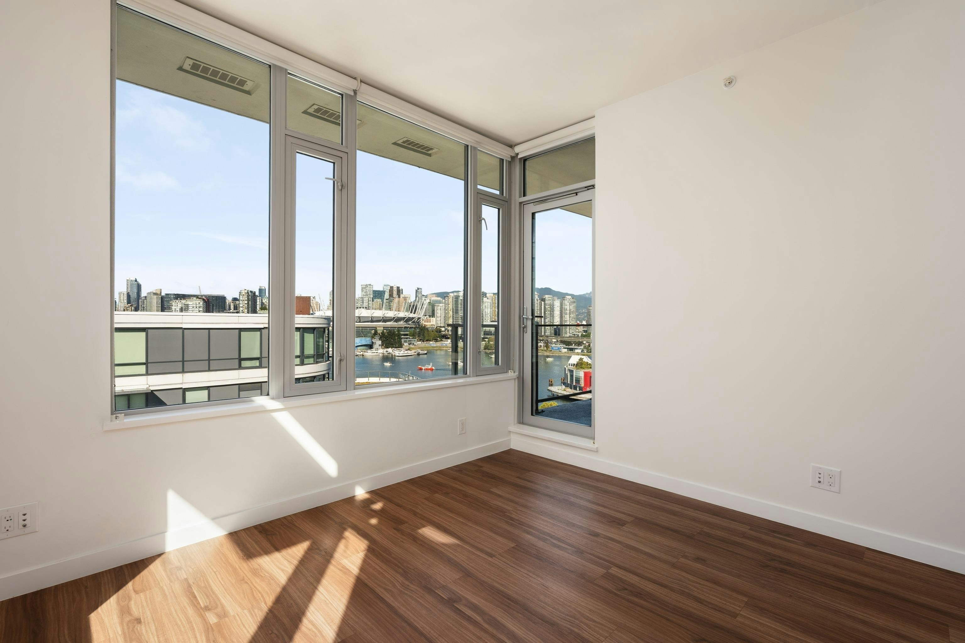 1408-1661 Quebec Street, Vancouver, BC, V6A 0H2 - 4