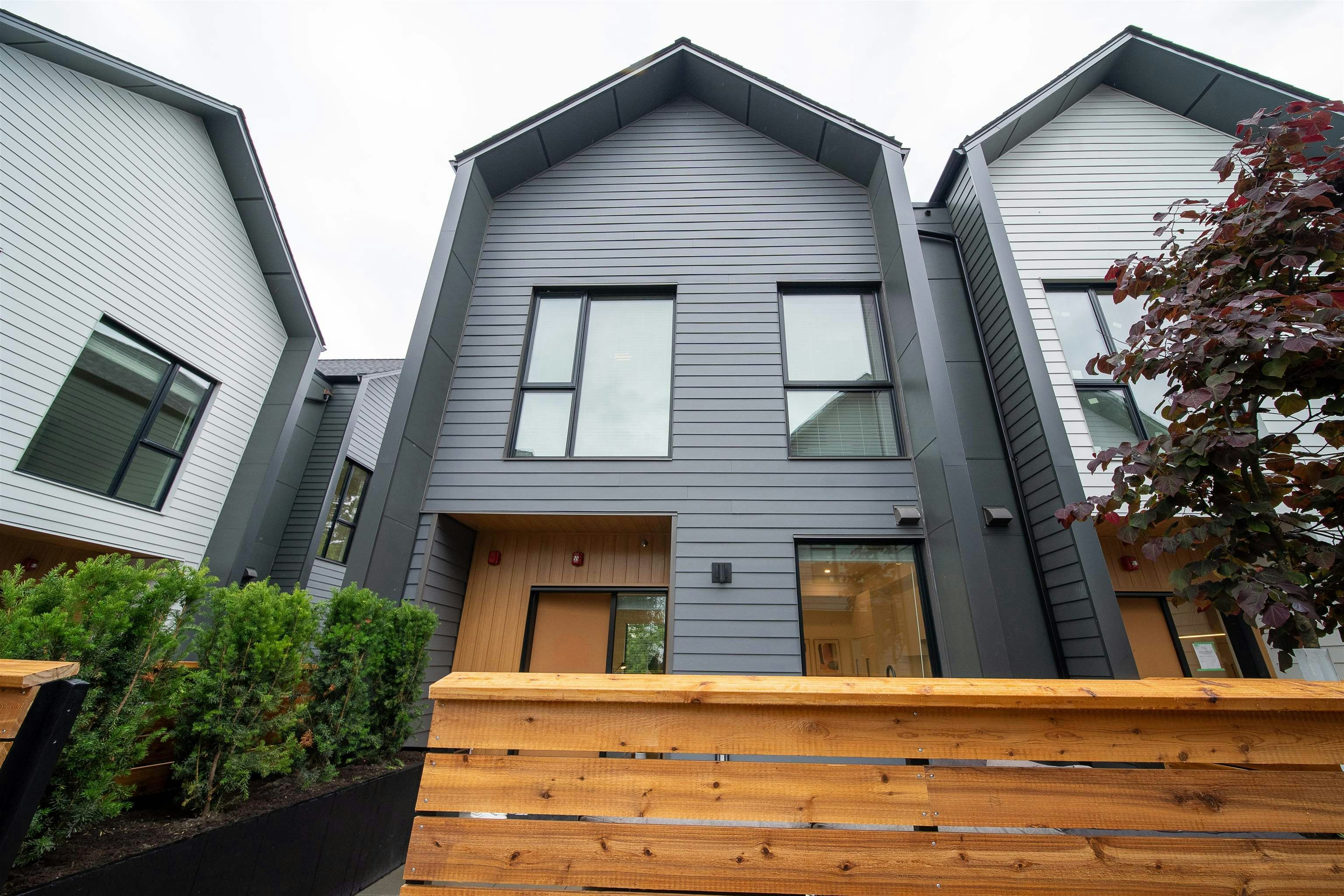 218-8699 Spires Road - 4