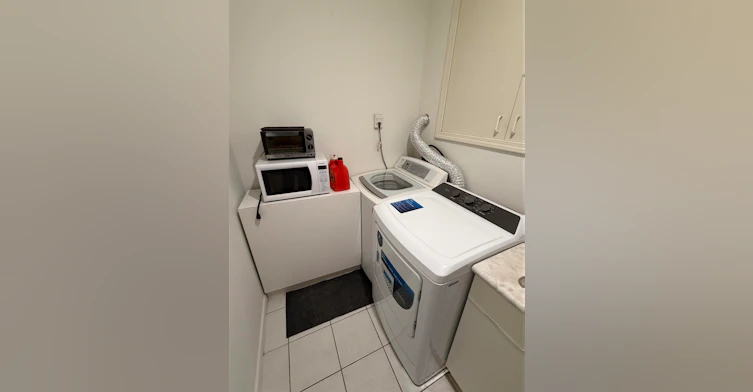 26XX W 23 Avenue, Vancouver, BC, V6J 3Z2 - 8