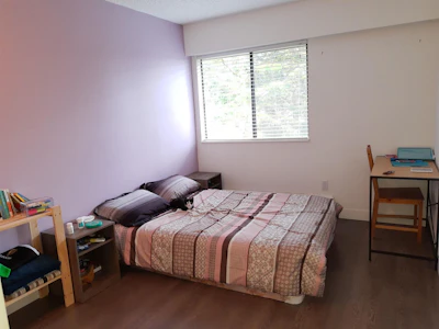 31-2441 Kelly Avenue - 5