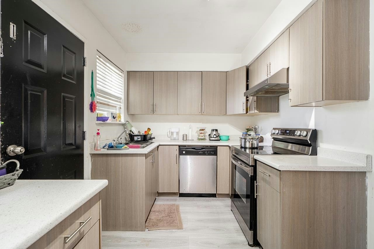 11191 90 Avenue, Delta, BC, V4C 3H1 - 9