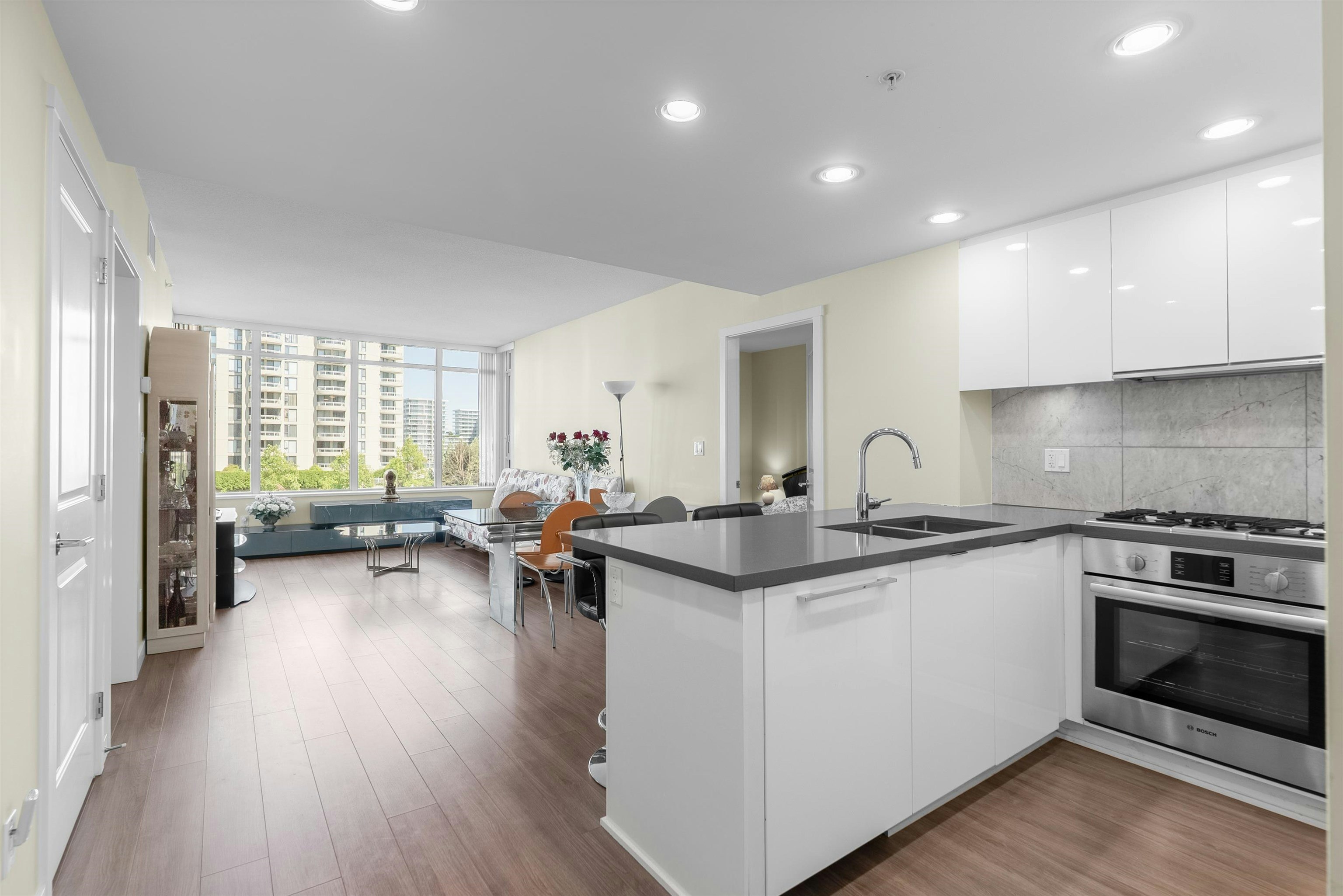 712-7338 Gollner Avenue, Richmond, BC, V6Y 0H8 - 7