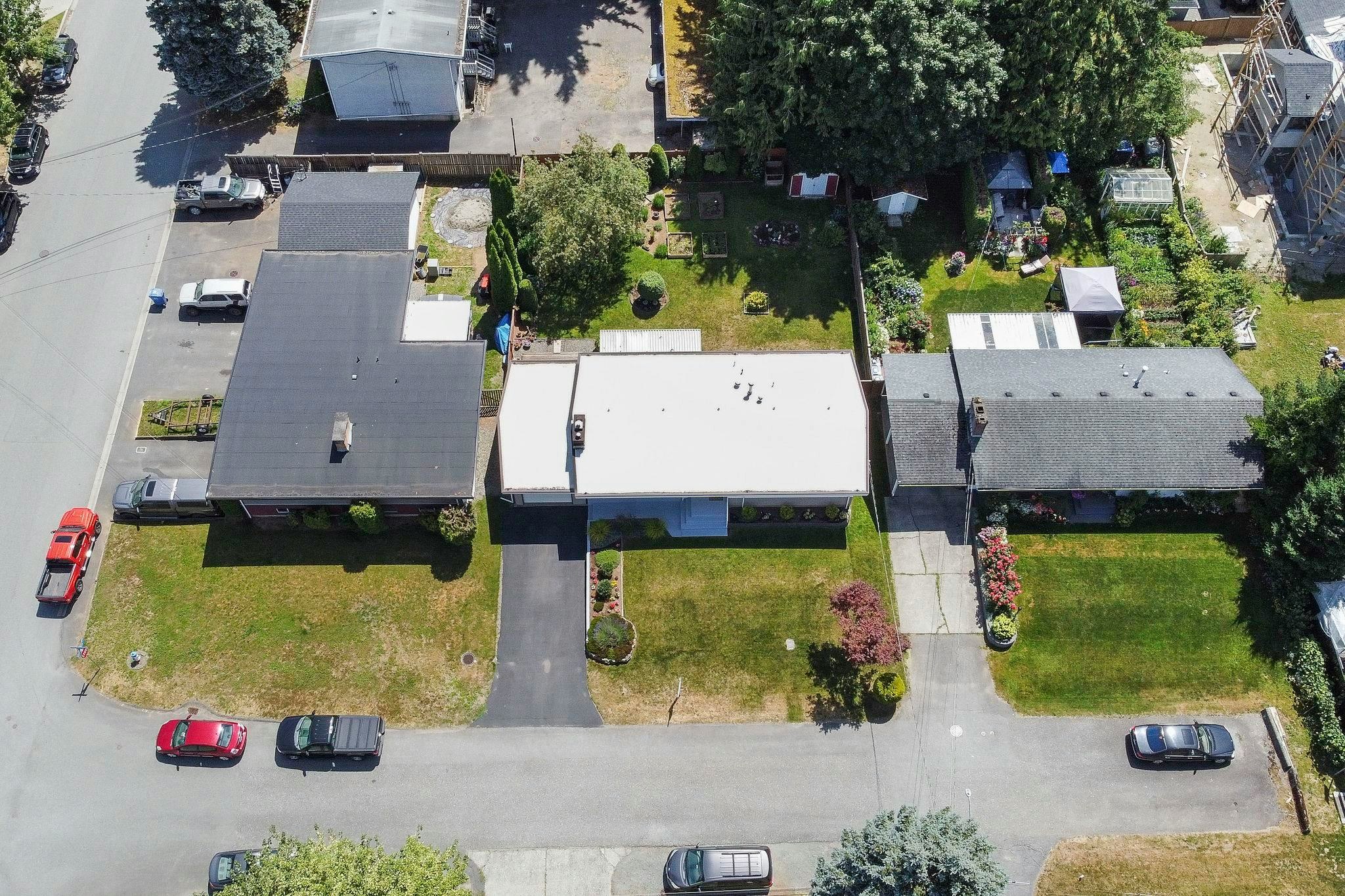 33268 Swansea Avenue, Abbotsford, BC, V2S 1M9 - 40