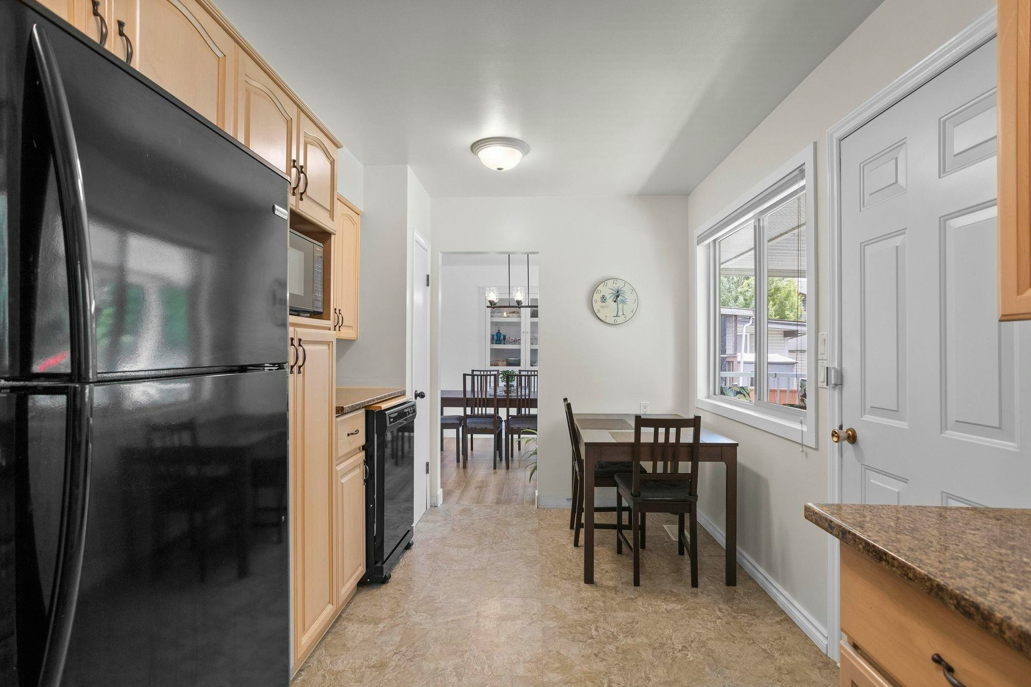 33268 Swansea Avenue, Abbotsford, BC, V2S 1M9 - 11