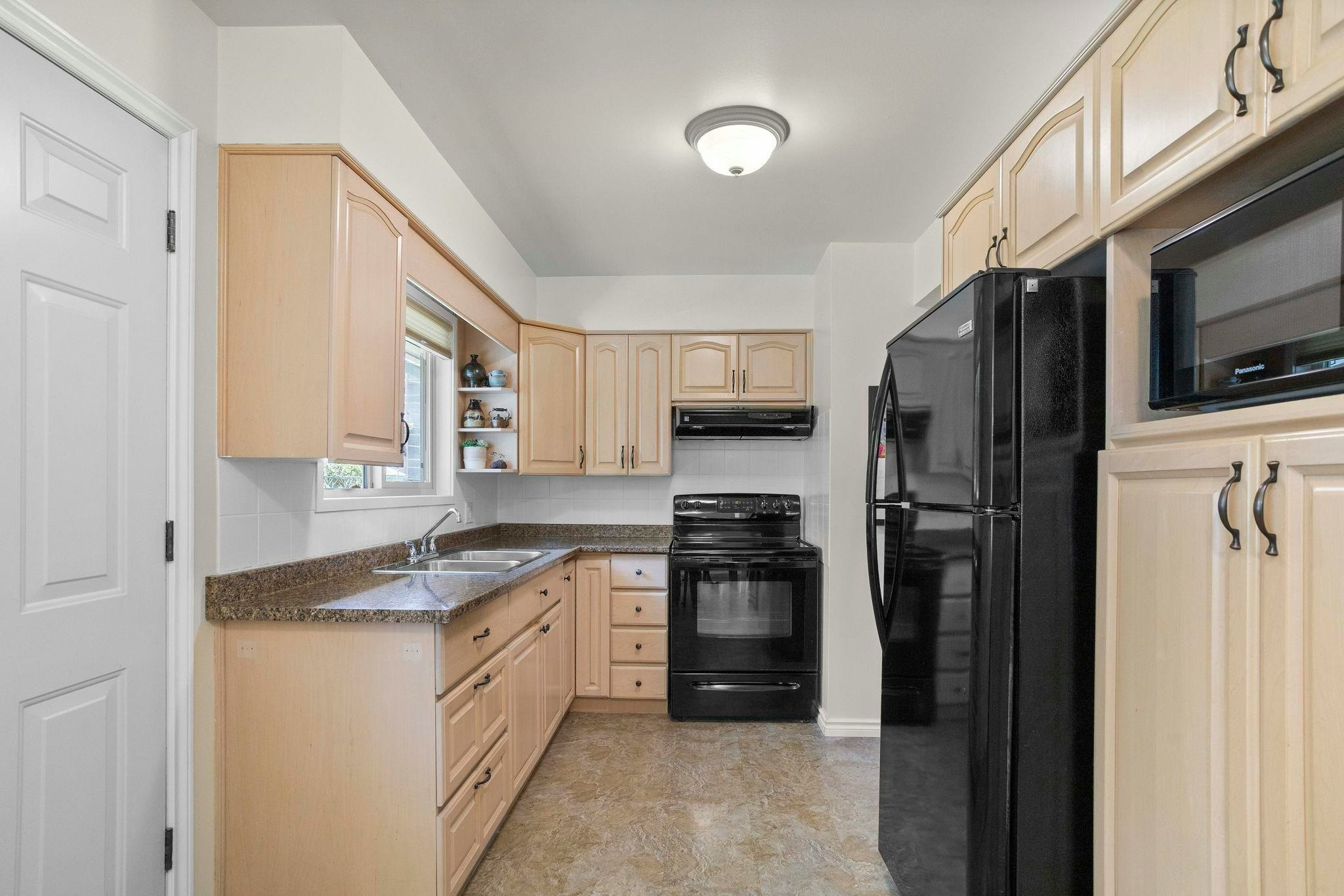 33268 Swansea Avenue, Abbotsford, BC, V2S 1M9 - 10