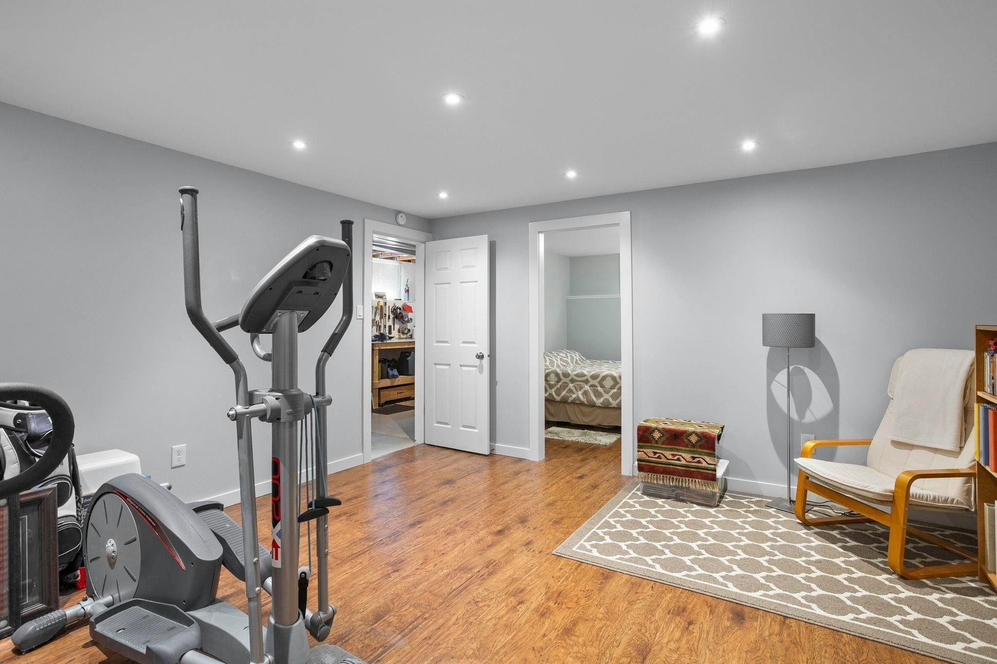33268 Swansea Avenue, Abbotsford, BC, V2S 1M9 - 25