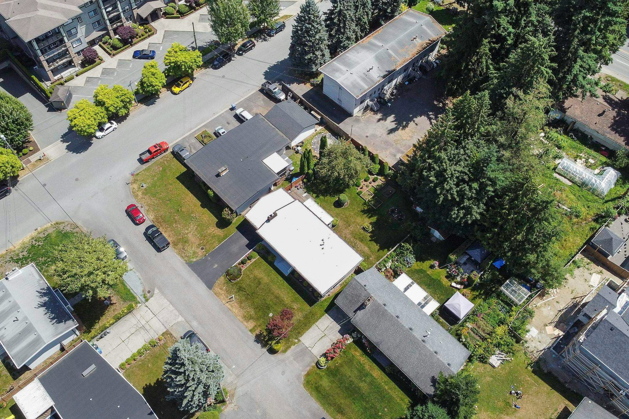 33268 Swansea Avenue, Abbotsford, BC, V2S 1M9 - 39